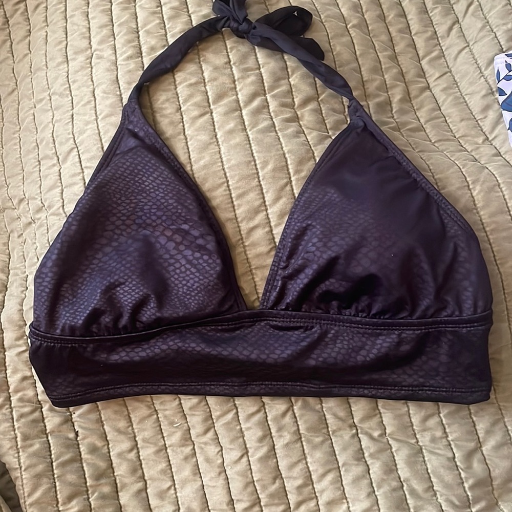 Halter top like snakeskin swim top and black size large new with tags